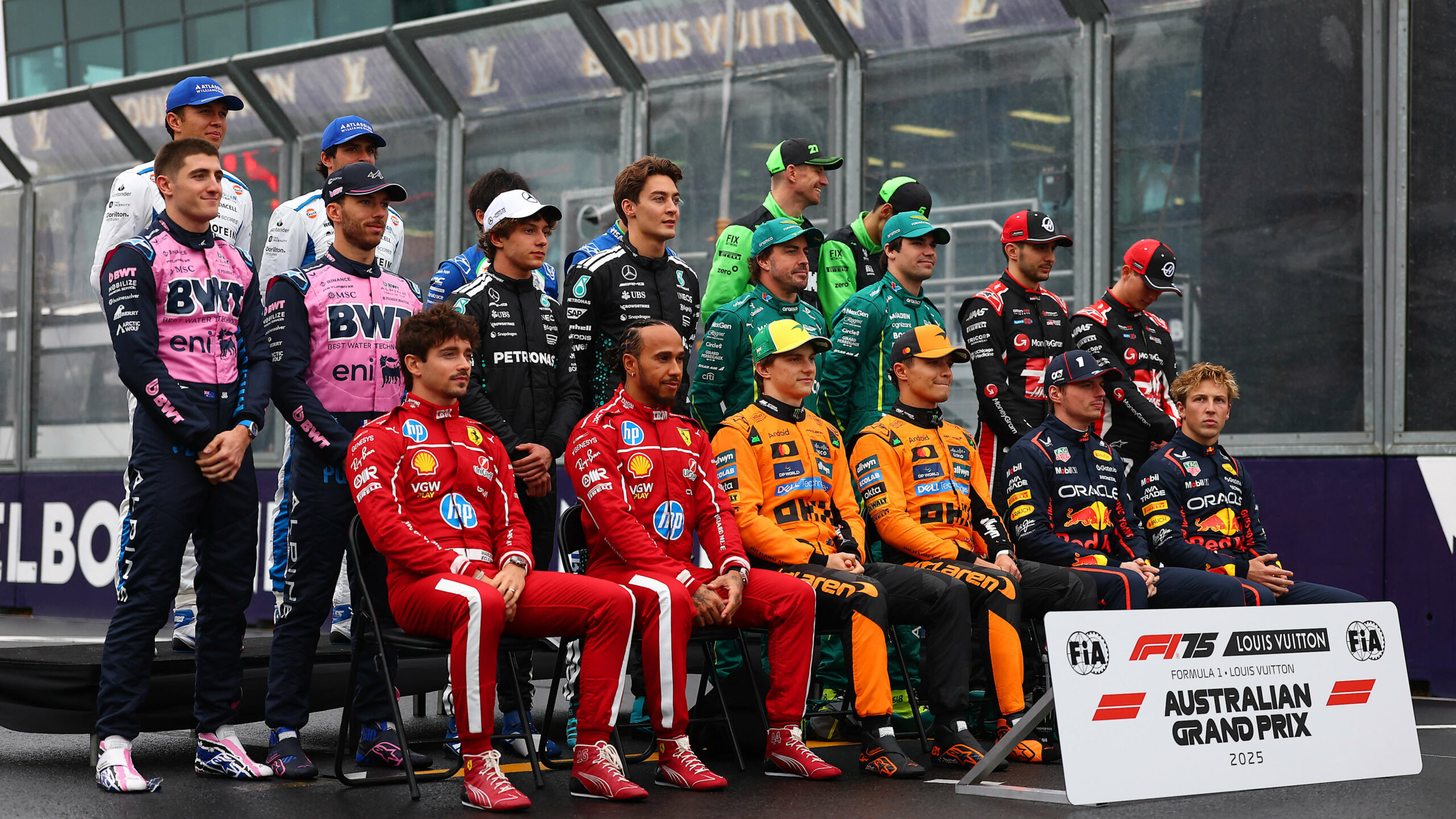 Grid oficial: ¿Quién es donde la lluvia amenaza y Oliver Bearman comienza desde Melbourne Pit Lane?
