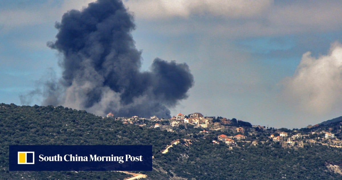 Israel ataca al Líbano después del fuego de cohetes transfronterizo
