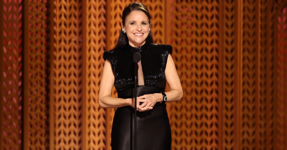 Julia Louis-Dreyfus Net Worth 2025: ¿Cuánto dinero gana?
