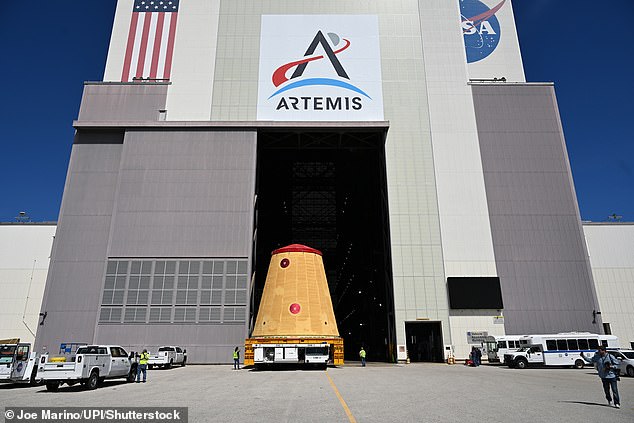 La NASA hizo un impresionante movimiento de Dei al aparentemente dejando planes para poner a la primera mujer y persona de color en la luna en la última respuesta a la batalla de Donald Trump contra la diversidad, la equidad y la inclusión.