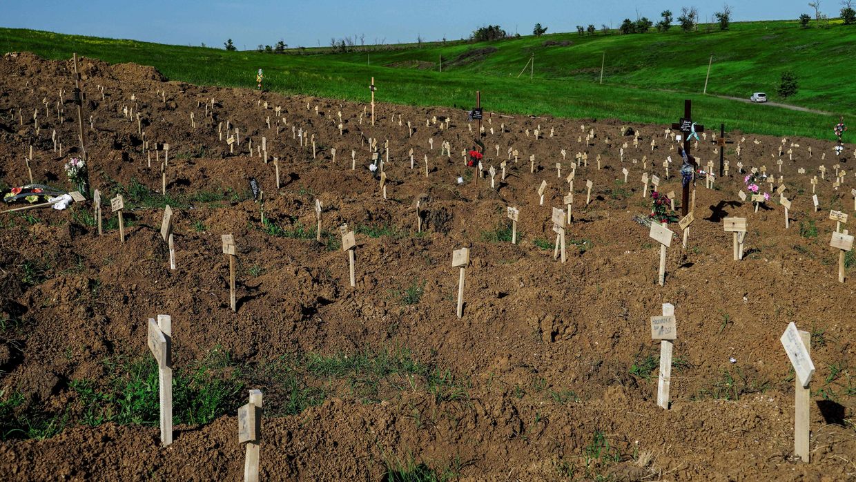 La investigación de los medios identifica a casi 98,000 soldados rusos asesinados en Ucrania
