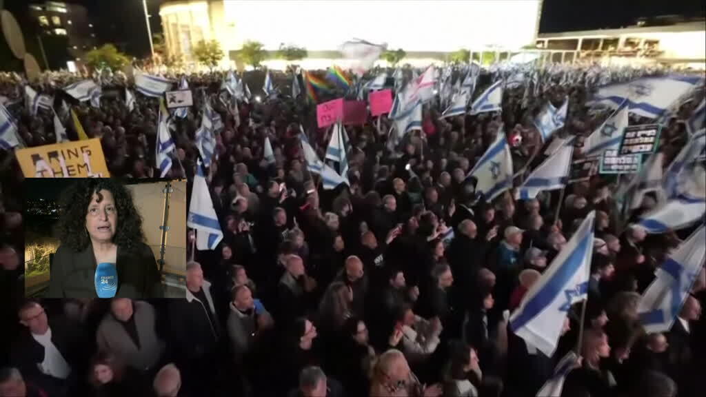 Protestas contra el aumento de Neyanyahu en medio de intento de despedir al jefe de seguridad
