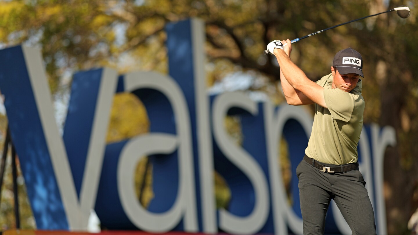 Viktor Hovland comparte la ventaja que ingresa al campeonato final de Valspar
