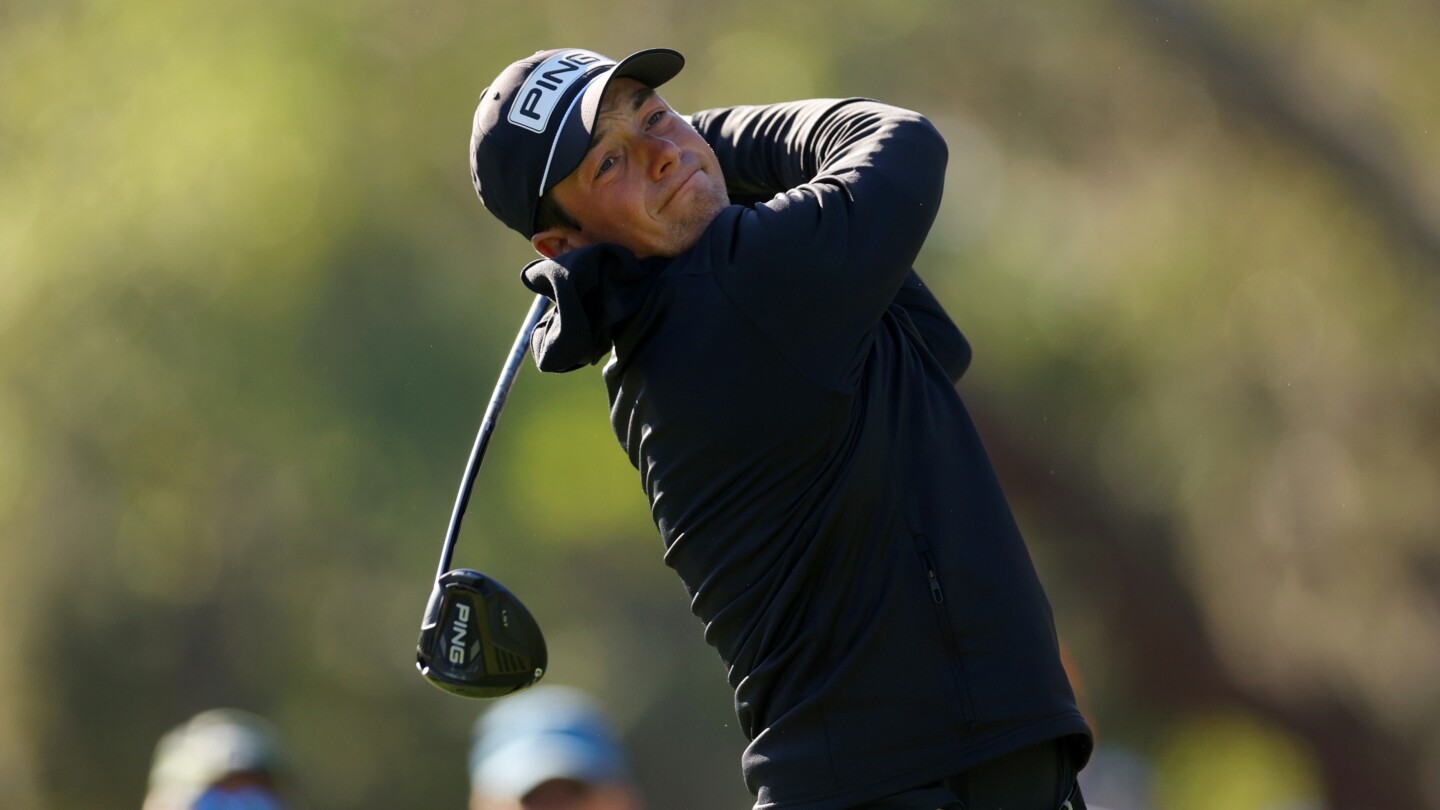 Viktor Hovland toma 'un paso más grande' para encontrar forma en la Ronda 2 del Campeonato Valspar
