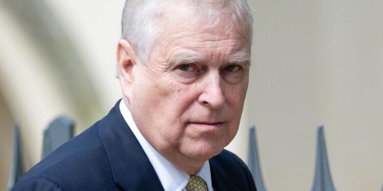 Príncipe Andrew, duque de York, en un servicio de Pascua.