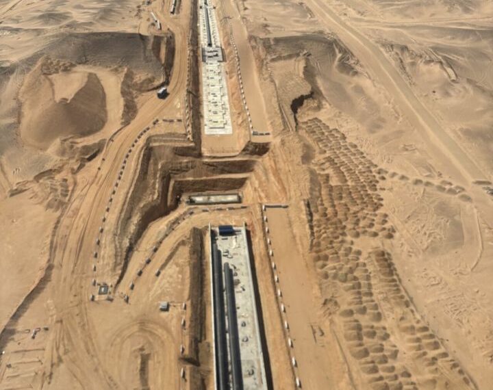 Vista aérea de los proyectos de infraestructura de NEOM en construcción.
