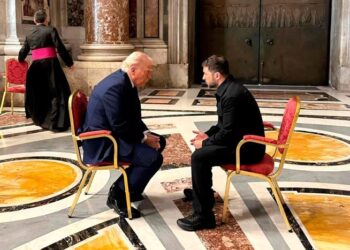 Trump, Zelenskyy se encuentran uno a uno en el Vaticano antes del funeral de Pope
