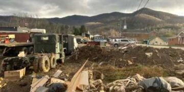 Una vista del daño en Swannanoa, Carolina del Norte, una de las muchas ciudades de los Apalaches que fueron golpeados particularmente por el huracán Helene, el 28 de noviembre de 2024.