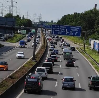 Atasco de tráfico en una carretera alemana.