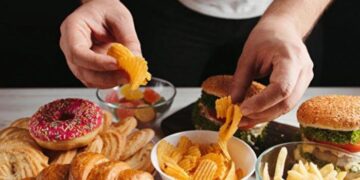 Alimentos ultra procesados ​​vinculados a miles de muertes prematuras cada año