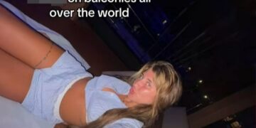 Foto de Bella Culley, un joven de 18 años informó desaparecido en Tailandia.