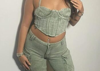 Foto de Bella, un turista británico que desaparece en Tailandia.