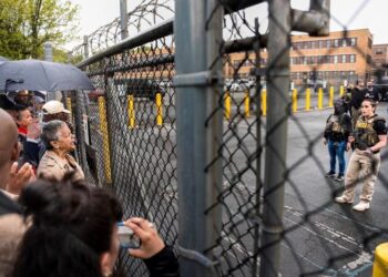 DHS dice que los demócratas de la Cámara y los manifestantes 'asaltaron el Centro de detención de hielo