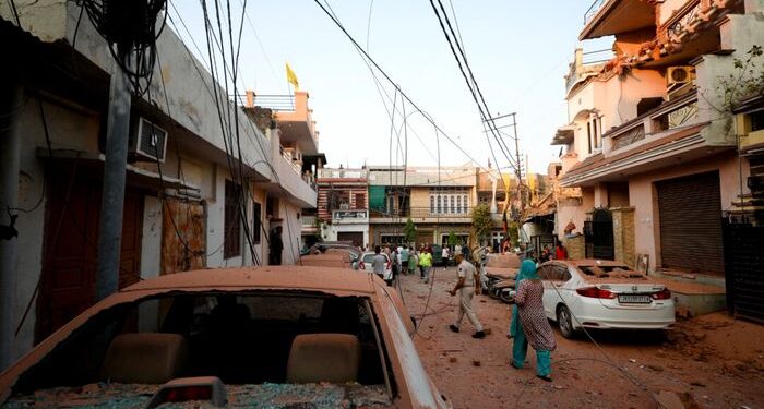 El ejército de la India advierte a Pakistán que no violen el alto el fuego