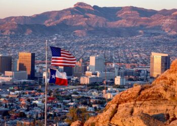 Estados Unidos crea una nueva zona militar a lo largo de la frontera sur