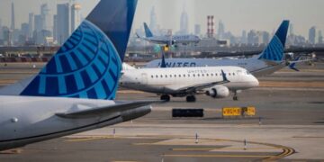 FAA para abordar la agitación del aeropuerto de Newark con actualizaciones tecnológicas, empuje de personal