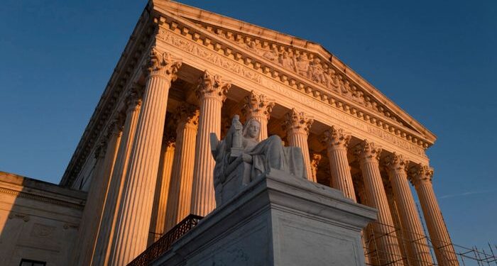 La Corte Suprema lucha con los casos judiciales en todo el país en los casos de ciudadanía de rescate de nacimiento
