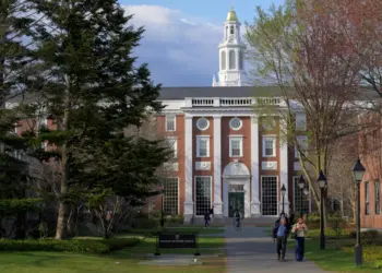 Los legisladores cuestionan a Harvard sobre asociaciones con entidades chinas vinculadas al genocidio