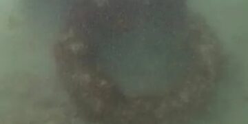 Restos submarinos del Koning Willem de Tweede.