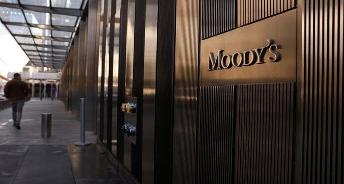 Moody's nos tira de la calificación final de AAA sobre el aumento de la deuda, los costos de intereses