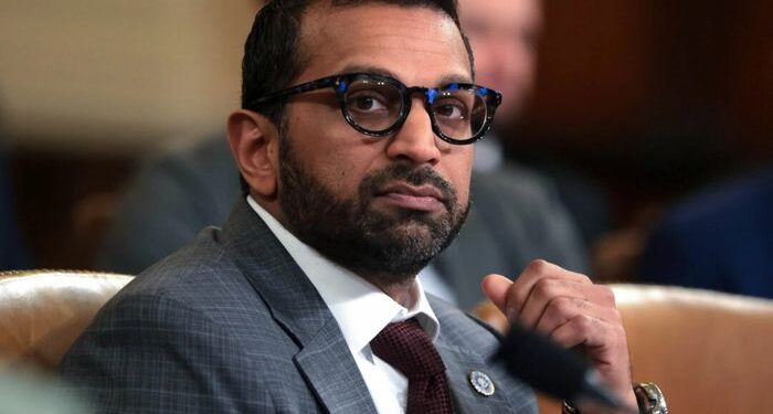 Patel dice que el FBI se muda de la sede de Washington