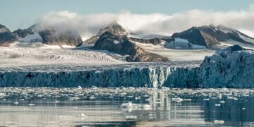 Glaciar Ártico en Longyearbyen, Svalbard.