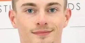 Foto de Matthew, un británico de 24 años que desapareció mientras viajaba en España.