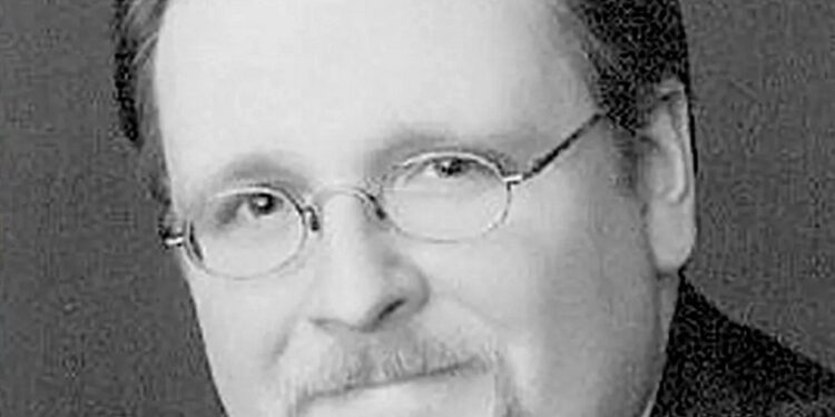 Tiro en la cabeza en blanco y negro de Christian Steffen.