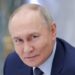 Retrato de primer plano de Vladimir Putin.