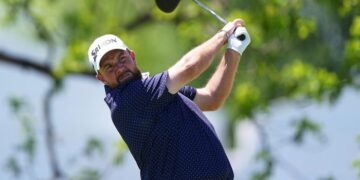 Straka, Lowry manejará condiciones ventajosas en suist, diríjase a la ronda final empatada en el cricket de Philly