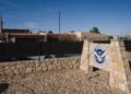 El Centro de Procesamiento El Paso de Inmigración y Control de Aduanas (ICE) se muestra en El Paso, Texas, el 13 de febrero de 2025.