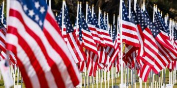 Trump anuncia vacaciones nacionales para las victorias de la Primera Guerra Mundial y II