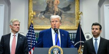 Trump firma la orden dirigida a reducir los precios de las drogas