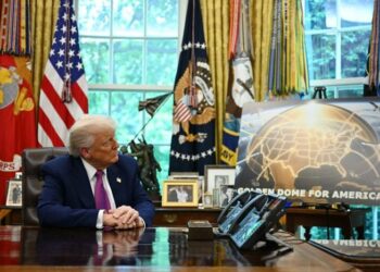 Trump presenta un plan de $ 175 mil millones para el sistema de defensa antimisiles 'Golden Dome'