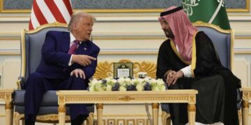 Trump tiene $ 244 mil millones en acuerdos con Qatar, incluida la venta de jet de Boeing 'Historic'