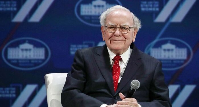 Warren Buffett anuncia la intención de retirarse a fines de 2025