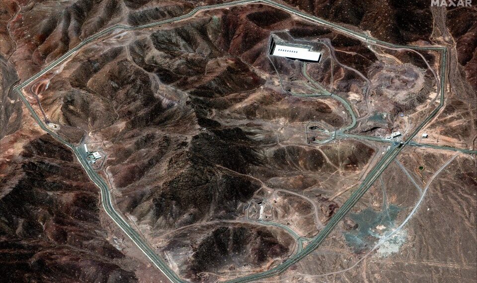 Imagen satelital de la planta de enriquecimiento de combustible en el centro en el centro de Irán.