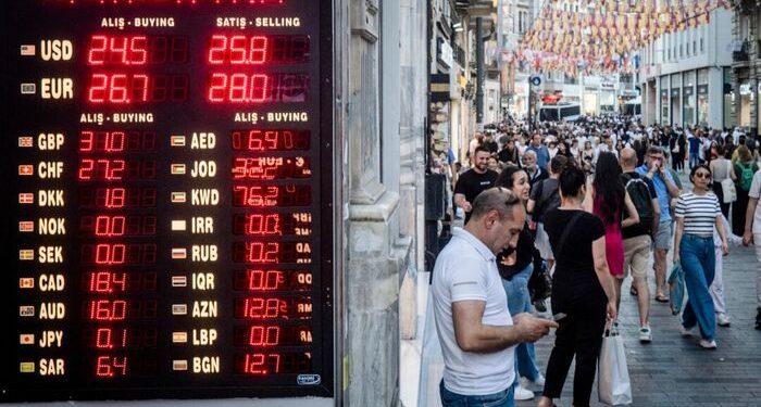 Dollar pierde terreno en las reservas globales, pero se mantiene en la cima; Gold Osts Euro para el puesto número 2