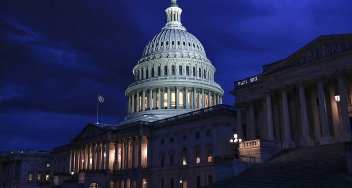 El Senado concluye el debate sobre la megabill republicana como 'Vote-A-Rama' que comenzará el lunes