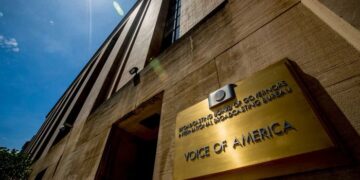 El administrador de Trump notifica al Congreso que está eliminando la agencia estadounidense para los medios globales