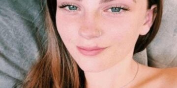 Foto de la adolescente desaparecida Phoebe Bishop.