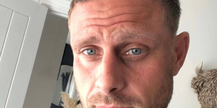 Foto de Ben Clark, de 41 años, con su familia.