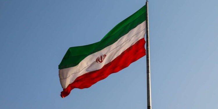 Irán corta los lazos con el OIEA, acusándolo de habilitar los ataques aéreos estadounidenses