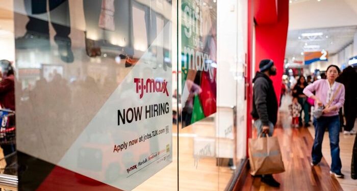 Las aperturas de trabajo saltan inesperadamente a 7.39 millones en abril: Jolts