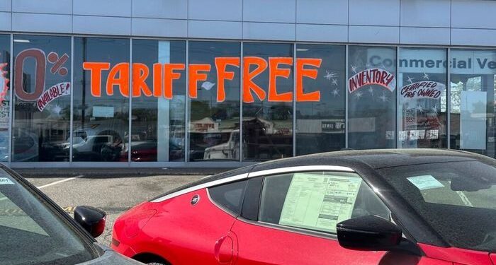 Los aranceles de Trump reducirán los déficits por $ 2.8 billones en 10 años: CBO