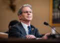 El Secretario del Tesoro, Scott Bessent, testifica ante el Comité de Medios y Medios de la Cámara en Capitol Hill en Washington el 11 de junio de 2025. (Madalina Vasiliu/The Epoch Times)