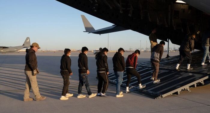 Población inmigrante ilegal por 1 millón desde que Trump asumió el cargo, dice el grupo de investigación