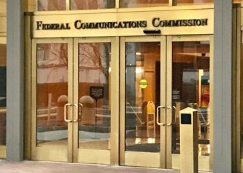 Programa de acreditación de Internet de FCC Reviews sobre las preocupaciones de seguridad de China