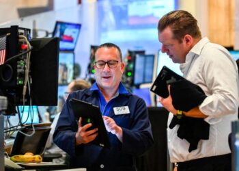 Revisión del mercado: las acciones reanudan las ganancias para mejorar el sentimiento de los inversores y el consumidor