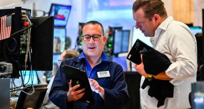 Revisión del mercado: las acciones reanudan las ganancias para mejorar el sentimiento de los inversores y el consumidor